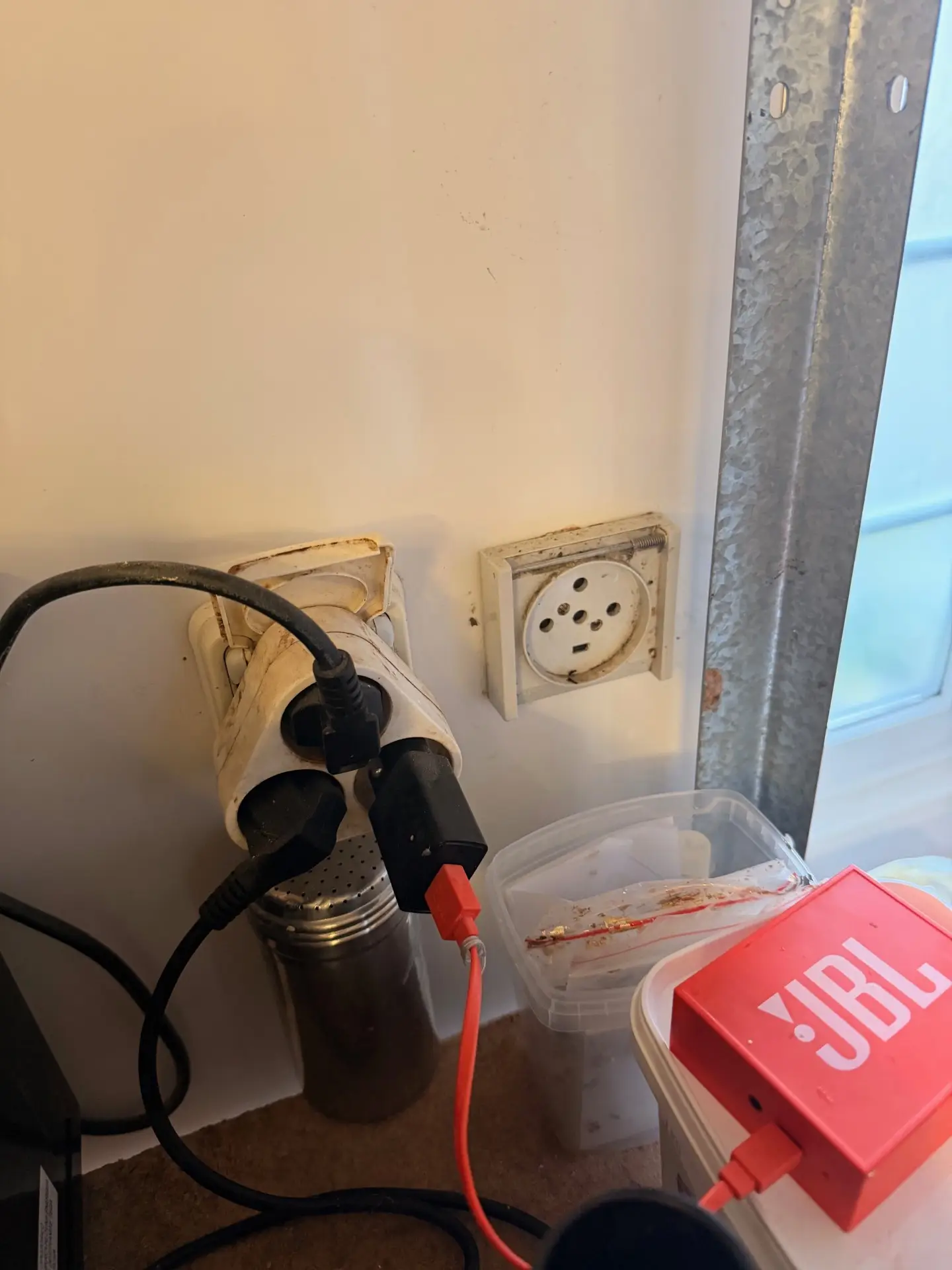 f2ad7d5f-58f8-462b-8bb1-11f7f8ed3343